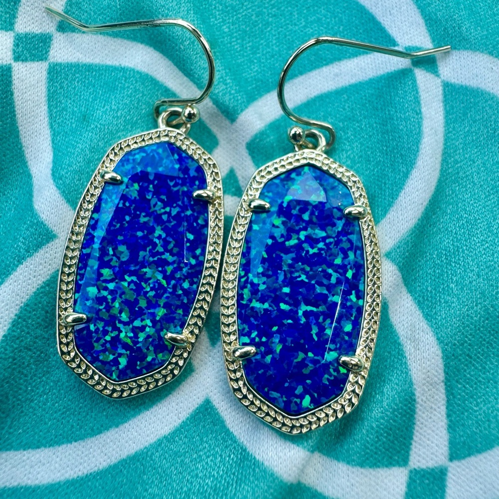 Kendra Scott blue/green stone Dangle earrings